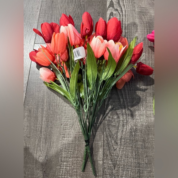 Artificial Tulip Flowers - Picture 9 of 10